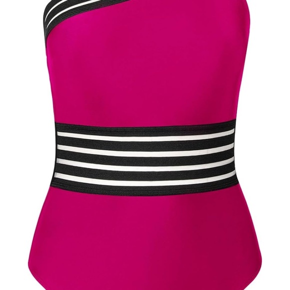 Cupshe - Pink and Black Asymmetrical One-Piece Swimsuit - Picture 4 of 5